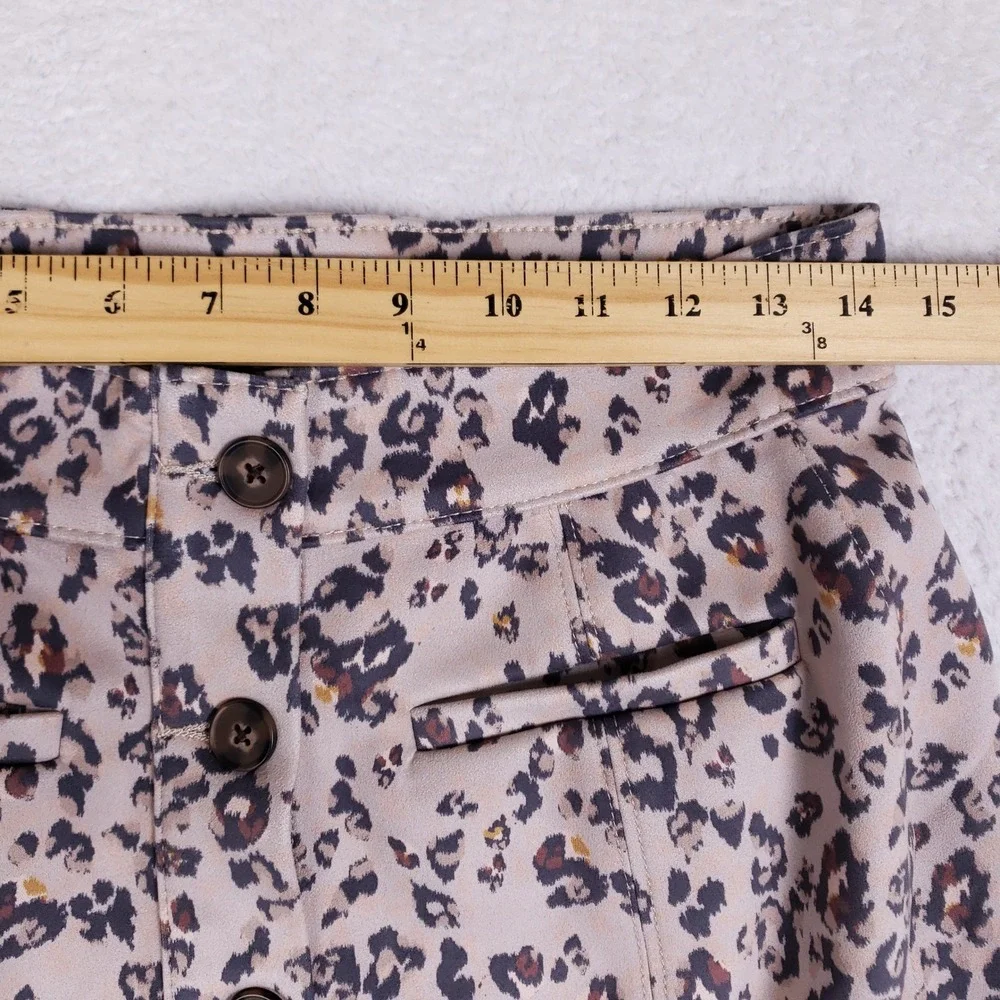 Maurices Leopard Print‎ Button Front Mini Skirt Tan Brown Size 8 High Waisted